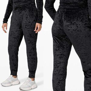 Lululemon Ready to Crush Jogger In Black